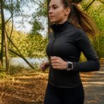 découvrez la apple watch se 2 40mm, la montre connectée sport d'entrée de gamme alliant performance et design pour un quotidien actif.