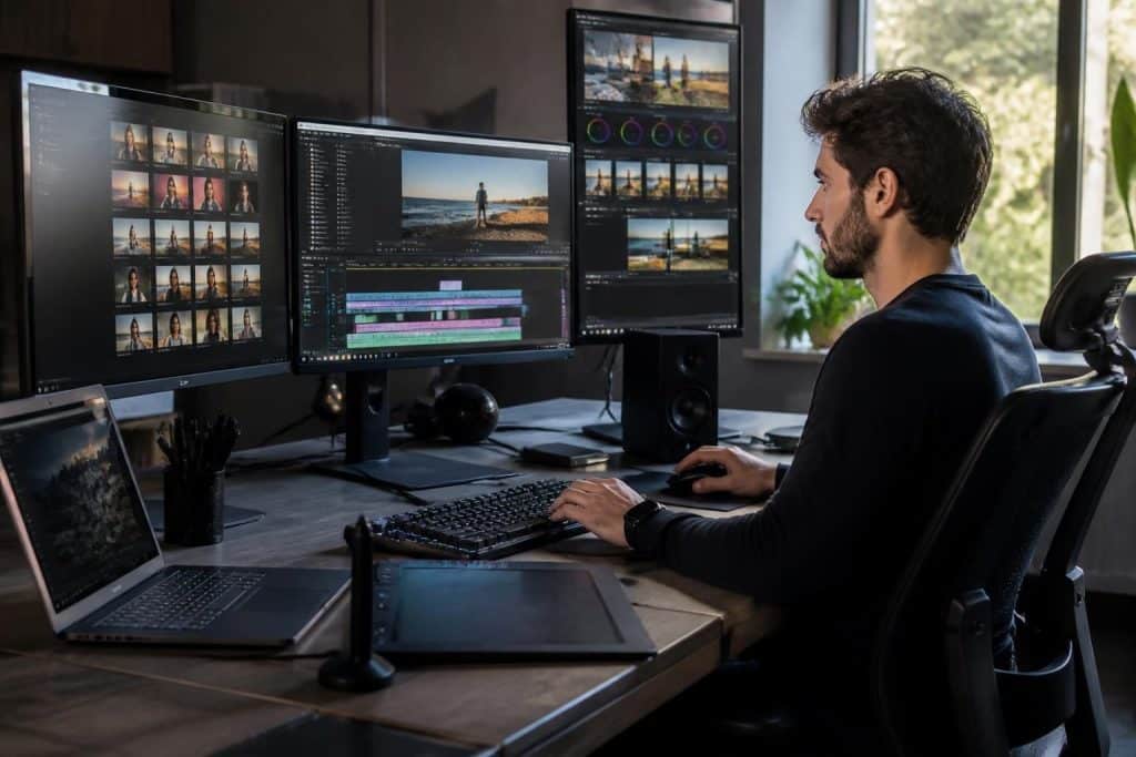 découvrez comment un monteur vidéo utilise un logiciel d'extraction web pour convertir facilement des vidéos instagram en fichiers mp4 de haute qualité.